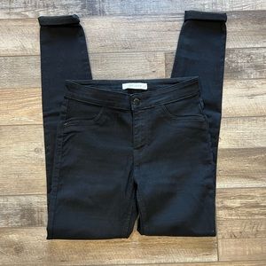 Black jeggings